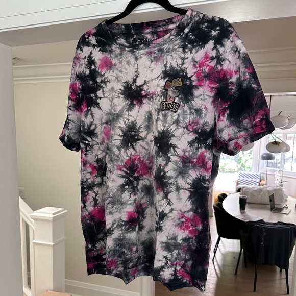 Men's - GUESS Black & Pink Tie-Dye Mushrooms T-Shirt - Size L - Picture 4 of 11